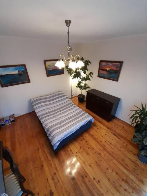 Bronowice- Parter Domu Apartment Krakow Luaran gambar